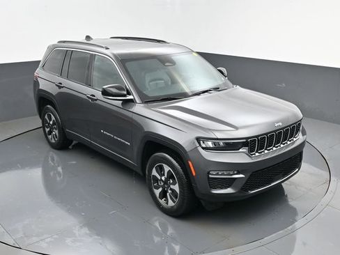 Used 2024 Jeep Grand Cherokee Limited 4xe AWD/4WD image 22