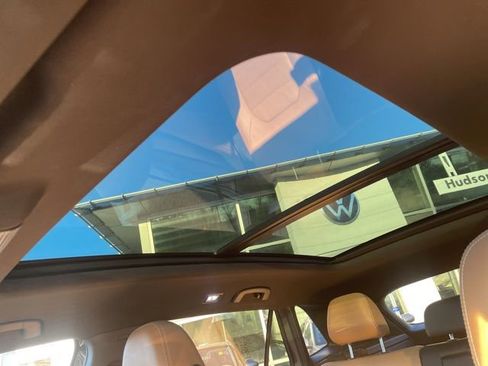 Certified 2025 Volkswagen Atlas Cross Sport SEL R-Line image 12