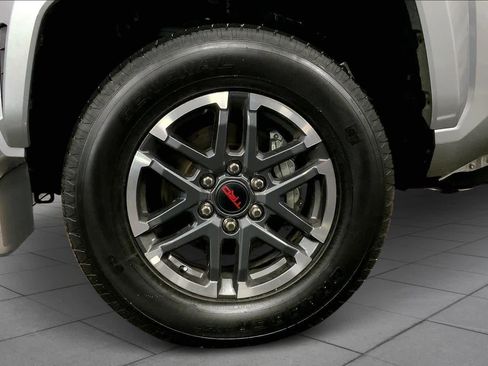 Certified 2025 Toyota Tacoma TRD Sport image 11