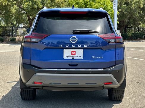 Used 2021 Nissan Rogue SL AWD/4WD image 5
