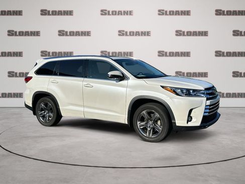 Used 2019 Toyota Highlander Limited Platinum AWD/4WD image 7