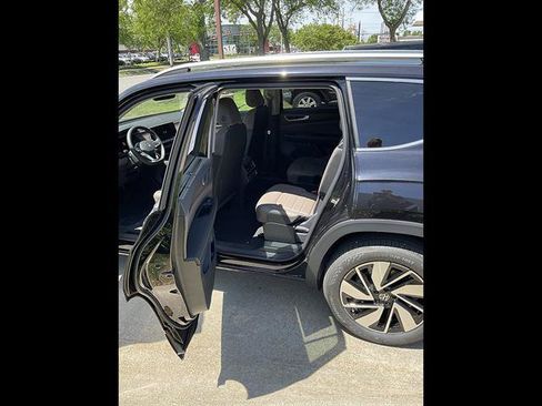New 2026 Volkswagen Atlas SEL AWD/4WD image 6