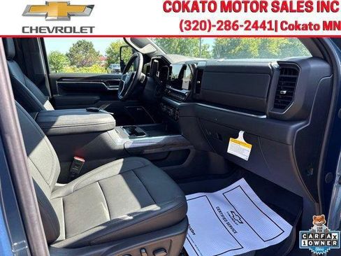 Used 2025 Chevrolet Silverado 3500 LTZ w/ LTZ Convenience Package AWD/4WD image 15
