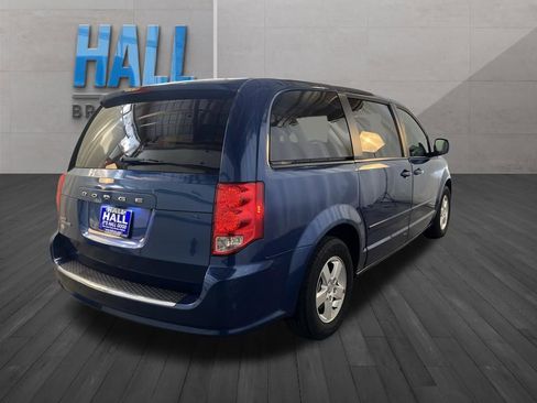 Used 2011 Dodge Grand Caravan Mainstreet image 5