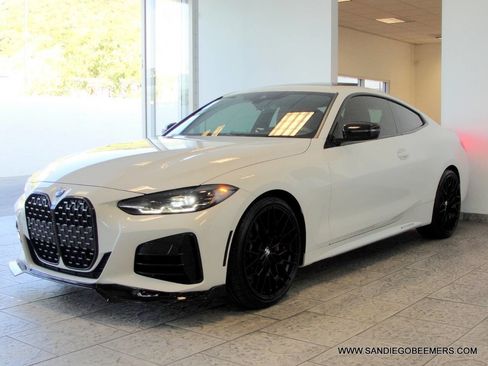 Used 2024 BMW M440i Coupe w/ Premium Package image 62