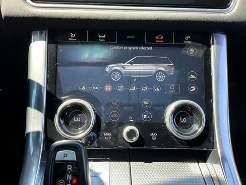 Used 2019 Land Rover Range Rover Sport Supercharged AWD/4WD image 26