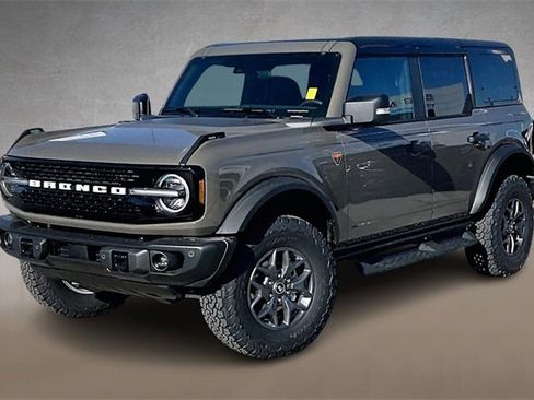 New 2025 Ford Bronco Badlands image 1