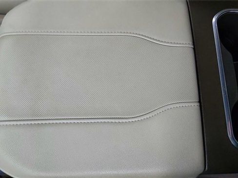 Used 2024 GMC Sierra 1500 SLT w/ SLT Premium Plus Package image 50