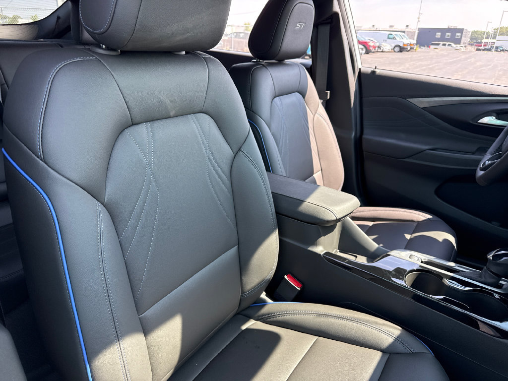 New 2026 Buick Envista Sport Touring w/ Convenience I Package FWD image 36