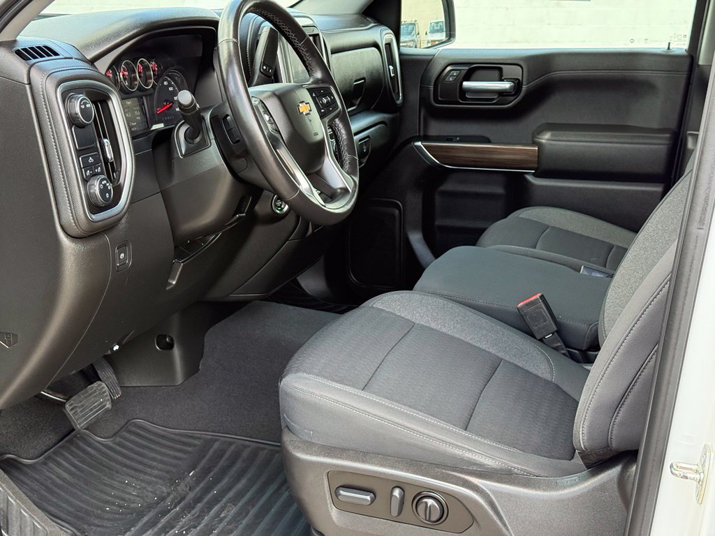 Used 2022 Chevrolet Silverado 1500 LT RWD image 6