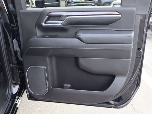 Certified 2024 Chevrolet Silverado 2500 LTZ w/ LTZ Premium Package image 32