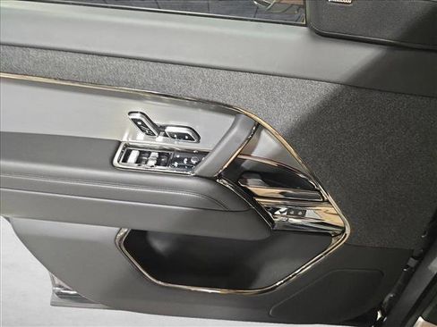 Certified 2023 Land Rover Range Rover Sport SE image 27