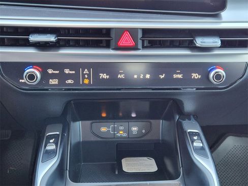 New 2026 Kia Sorento S image 14