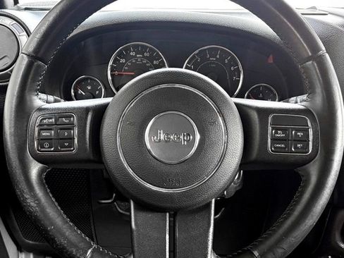 Used 2016 Jeep Wrangler Unlimited Sport w/ Quick Order Package 24S AWD/4WD image 17