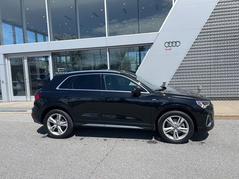 Used 2020 Audi Q3 2.0T Prestige w/ Prestige Package image 13