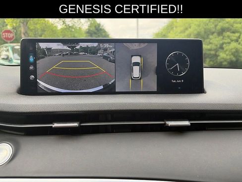 Used 2024 Genesis GV70 2.5T w/ Advanced Package AWD/4WD image 9