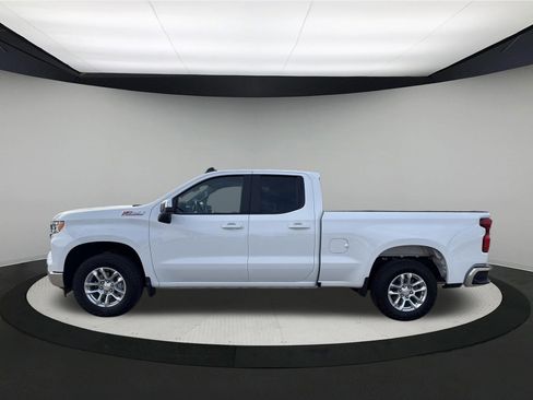 New 2025 Chevrolet Silverado 1500 LT w/ Z71 Off-Road Package AWD/4WD image 4