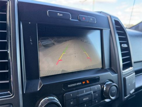 Used 2018 Ford F150 XLT w/ Equipment Group 301A Mid image 17