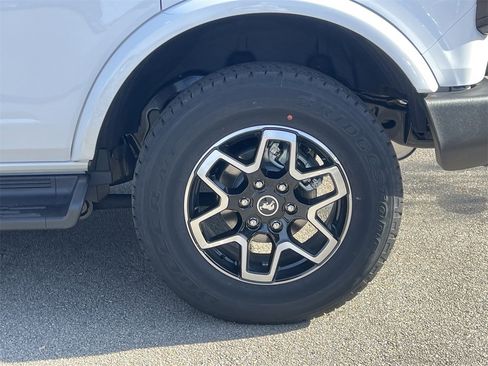 New 2025 Ford Bronco Outer Banks image 26