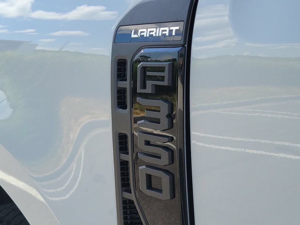 New 2026 Ford F350 Lariat w/ Black Appearance Package AWD/4WD image 6
