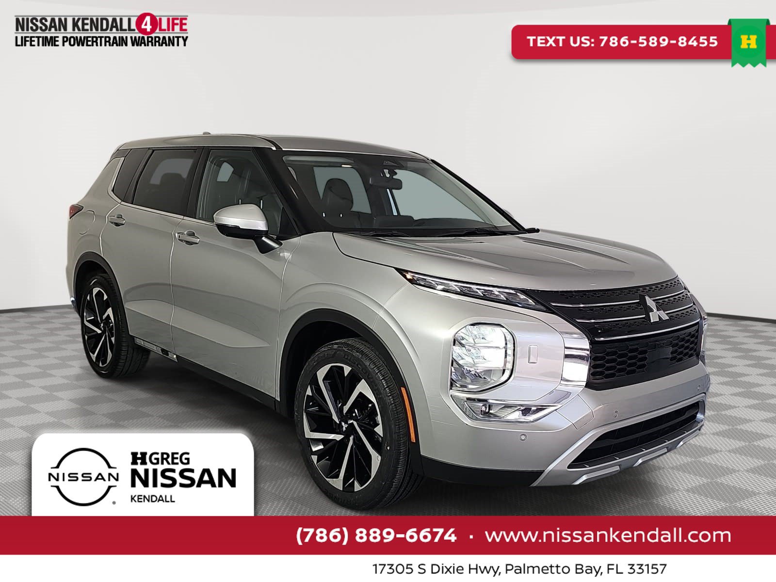 Used 2023 Mitsubishi Outlander SE AWD/4WD image 1