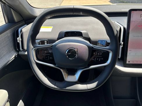 New 2026 Volvo EX30 Plus w/ Climate Package AWD/4WD image 11