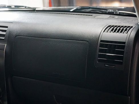 Used 2009 HUMMER H3 Alpha image 65