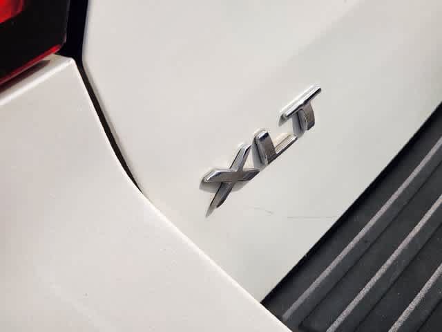 Used 2024 Ford Expedition XLT RWD image 8