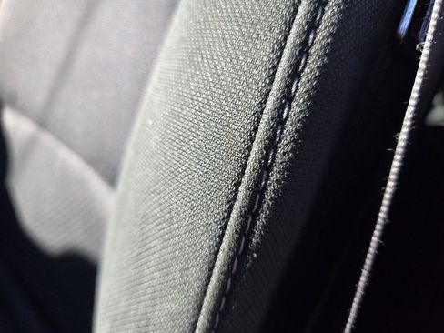 Used 2016 Chevrolet Silverado 1500 LT image 16