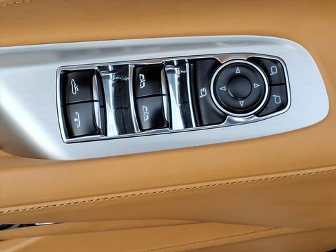 Used 2023 Chevrolet Corvette Z06 image 16