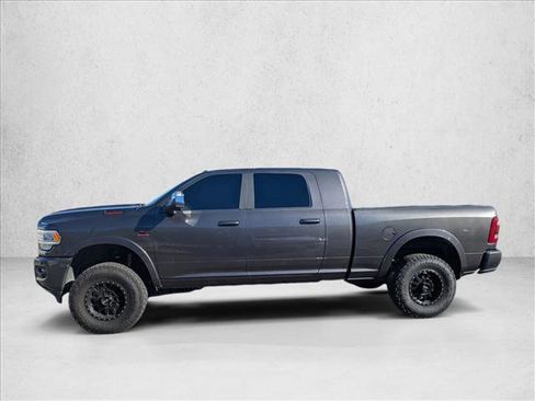 Used 2019 RAM 2500 Laramie image 9