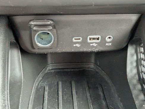 Used 2022 Chevrolet TrailBlazer LT w/ Convenience Package image 24