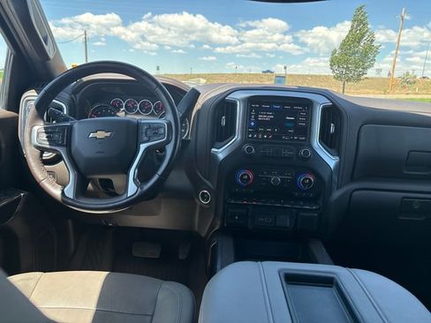 Used 2021 Chevrolet Silverado 1500 LTZ AWD/4WD image 12