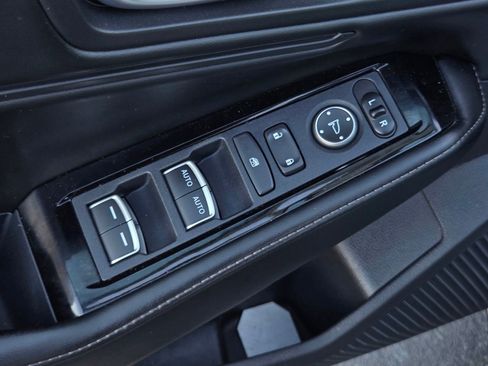 Used 2024 Honda Accord Touring image 10