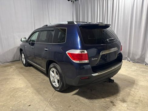 Used 2012 Toyota Highlander Limited w/ Tow Pkg AWD/4WD image 33