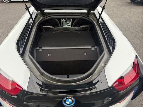 Used 2016 BMW i8 image 43