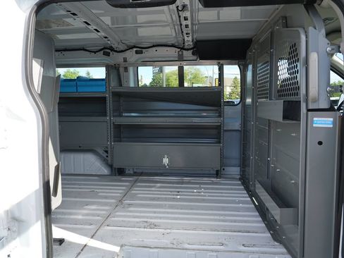 Used 2016 Ford Transit 150 130 Low Roof RWD image 27