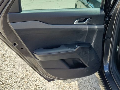 Used 2025 Kia K5 LXS image 13