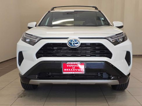 Certified 2024 Toyota RAV4 SE w/ Convenience Package AWD/4WD image 6