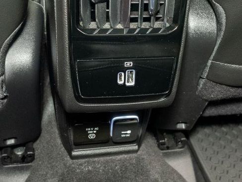 Certified 2022 Jeep Compass Trailhawk w/ Trailhawk Convenience Group AWD/4WD image 29
