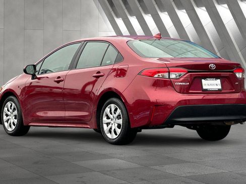 Used 2024 Toyota Corolla LE image 6