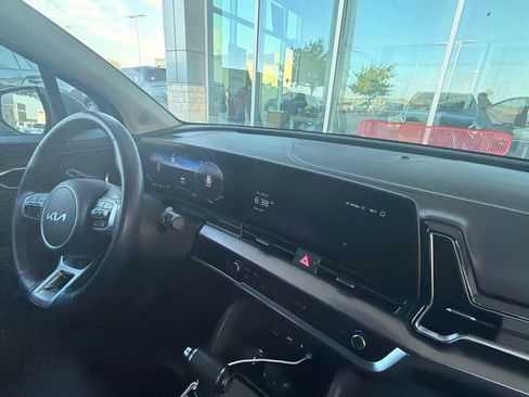 Used 2024 Kia Sportage SX AWD/4WD image 24