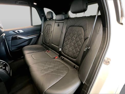 Used 2023 BMW X5 xDrive40i w/ M Sport Package AWD/4WD image 18