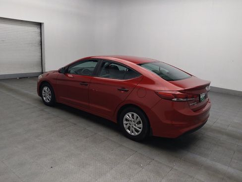 Used 2018 Hyundai Elantra SE FWD image 3