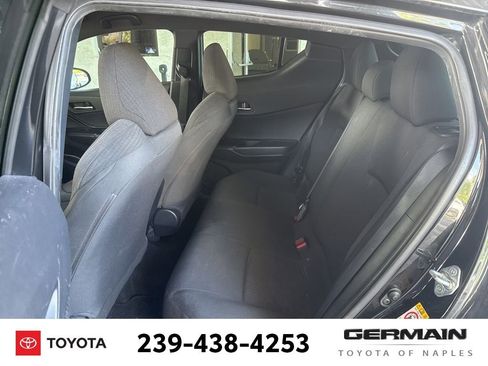 Used 2019 Toyota C-HR LE FWD image 17