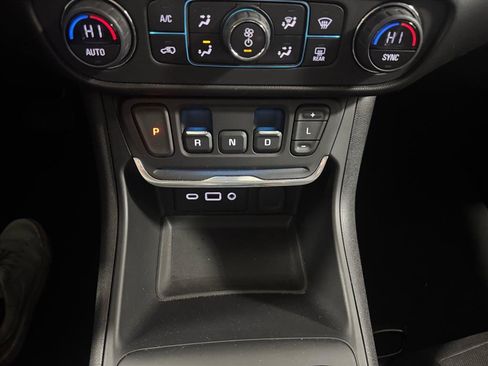 Certified 2021 GMC Terrain SLE w/ Driver Convenience Package image 20