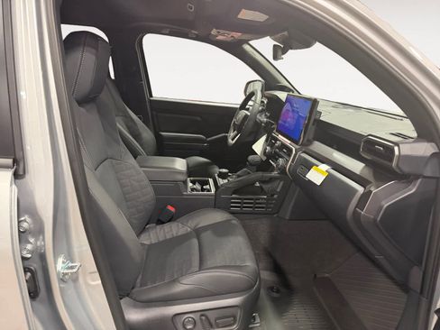 New 2026 Toyota 4Runner TRD Off-Road Premium AWD/4WD image 15