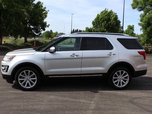 Used 2016 Ford Explorer Limited AWD/4WD image 7