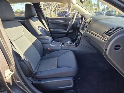 Certified 2023 Chrysler 300 Touring image 18
