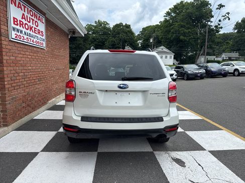 Used 2015 Subaru Forester 2.5i Premium AWD/4WD image 10
